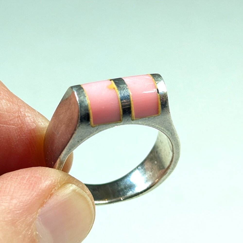 Barbie pink modernist cocktail ring, chunky ring size P / 7.75